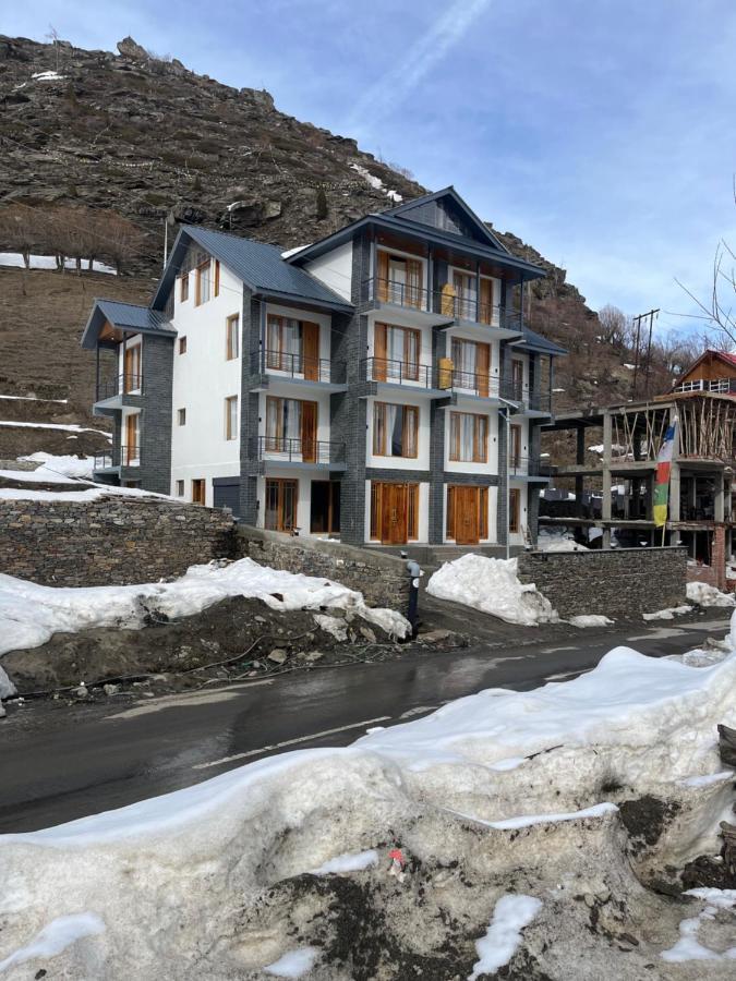 The Bulevar - Whispering Willows Hotel Sissu Kültér fotó