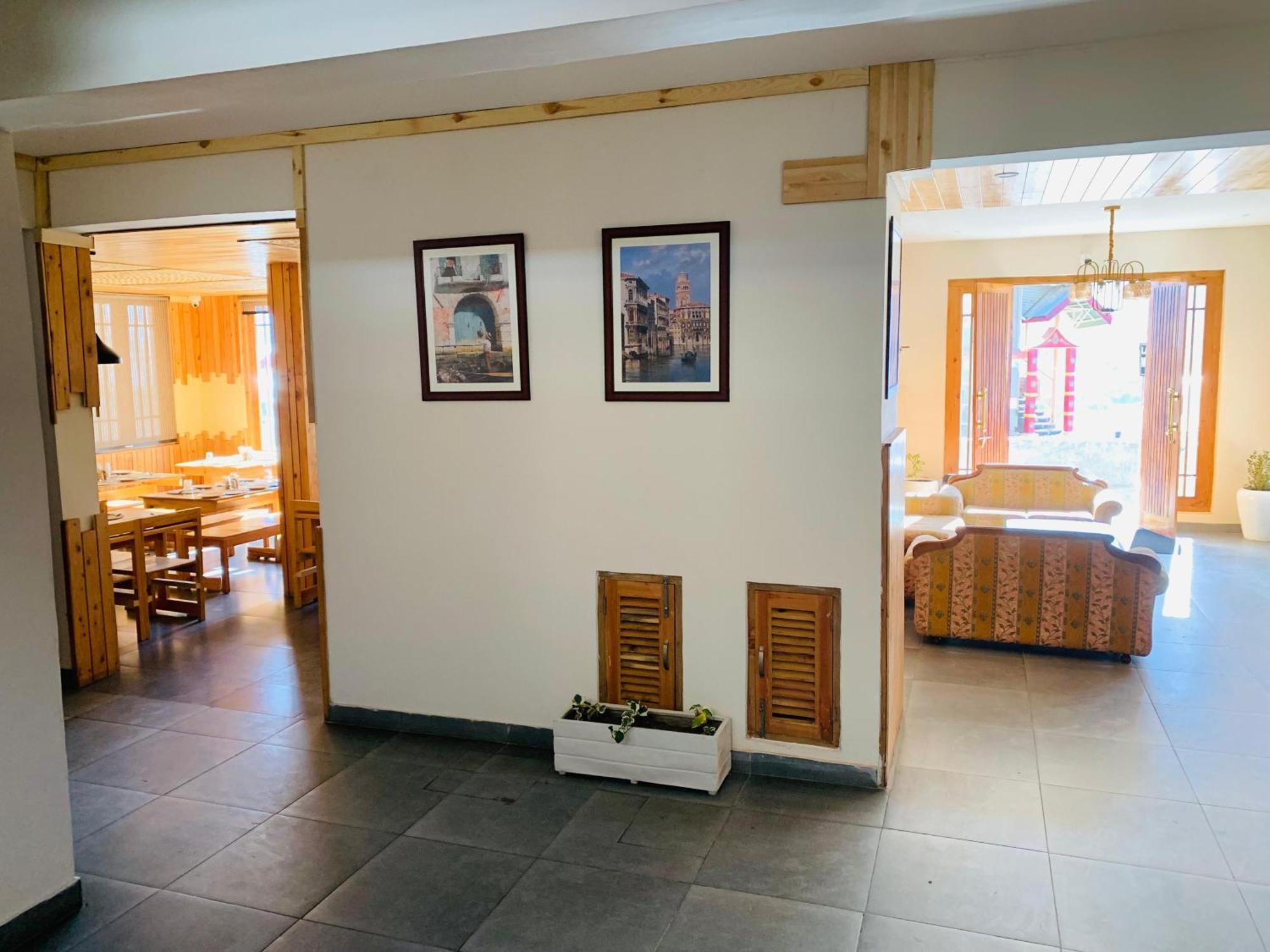 The Bulevar - Whispering Willows Hotel Sissu Kültér fotó