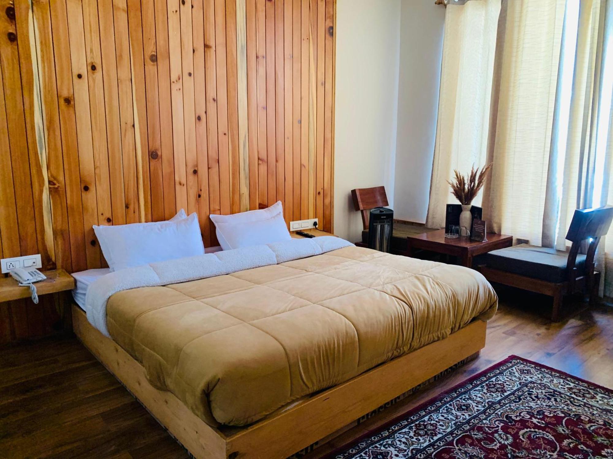 The Bulevar - Whispering Willows Hotel Sissu Kültér fotó
